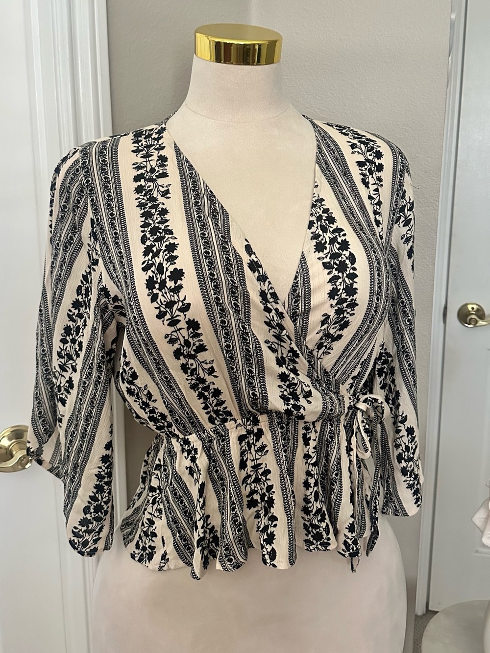 Black Cream Striped Floral Wrap Peplum Blouse w/ Bell Sleeves & Waist Tie Sz S